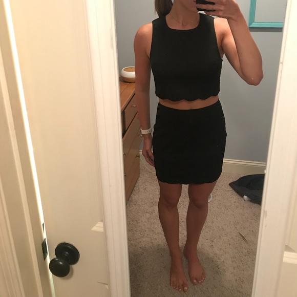 Tobi black two piece! - Picture 1 of 4